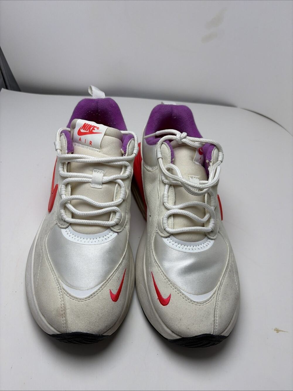 Nike Air Max Verona CZ6156 100 Womens Running shoes White Crimson Purple Size 9